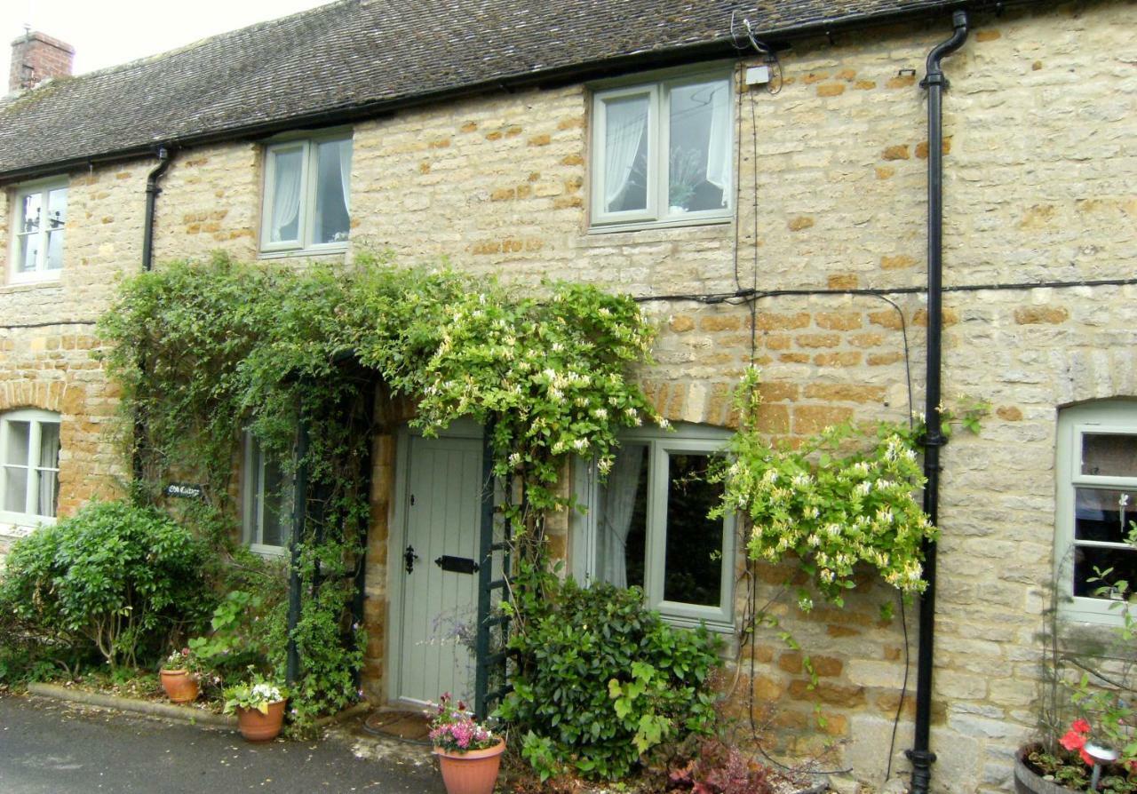 Odd Cottage Oddington  Ngoại thất bức ảnh